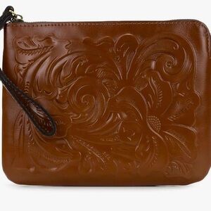 Patricia Nash Cassini Leather wristlet/ Clutch NWT